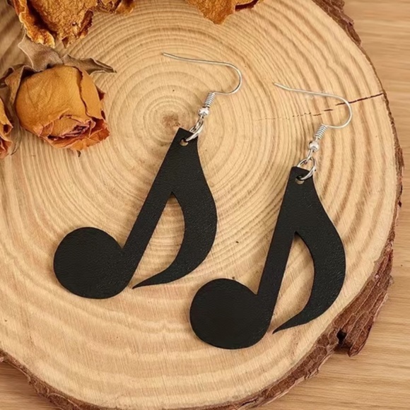 Jewelry - E111 ❤️ Black Music Symbol Retro Dangle Faux Leather Earring